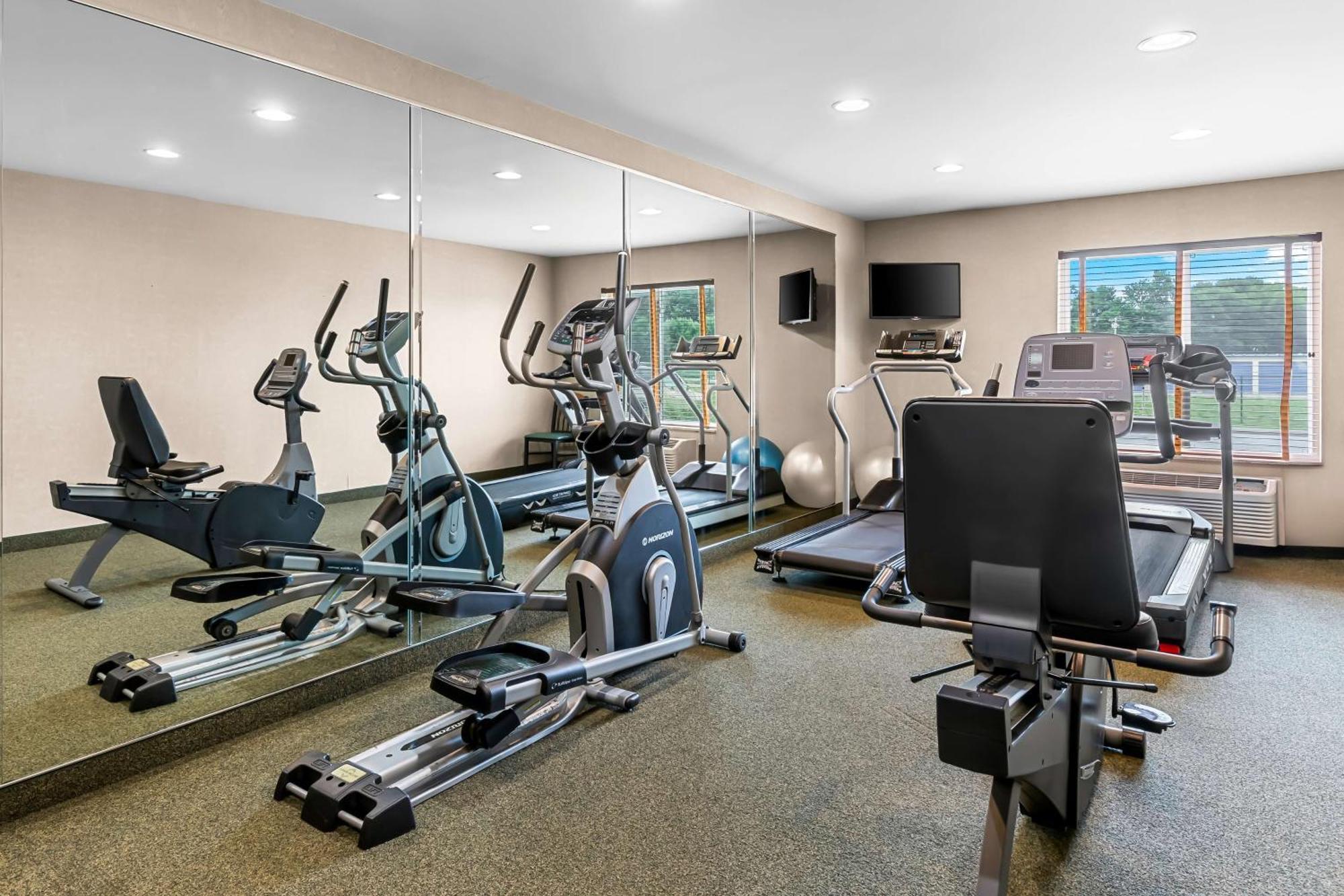 Best Western Legacy Inn & Suites Beloit/South Beloit المظهر الخارجي الصورة